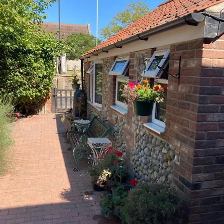 The Old Barn Annexe Villa West Runton Exterior photo